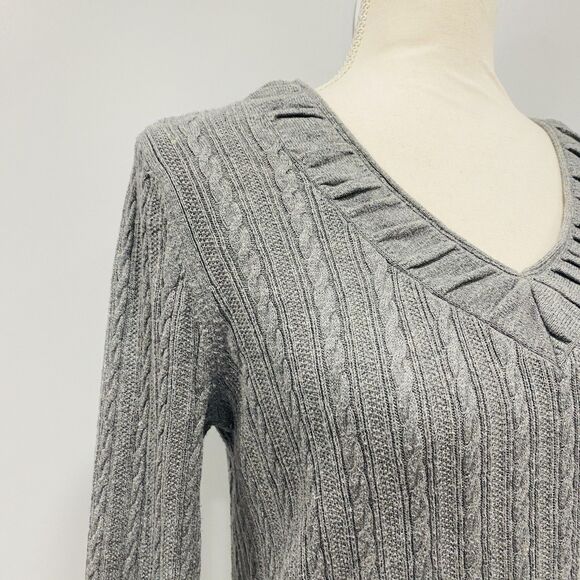 EDDIE BAUER M Y2K Gray Cable Knit V-Neck Long-Sleeve Sweater Bella Swan Preppy - Picture 5 of 16